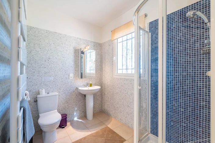 Image No.14-4 Bed House for sale