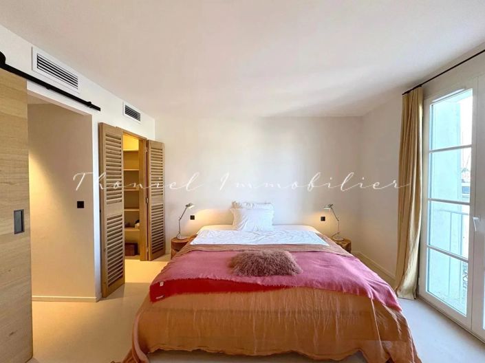 Image No.12-3 Bed House for sale