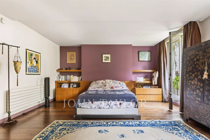 Image No.20-6 Bed House for sale