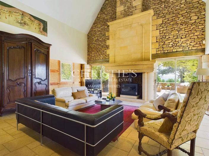 Image No.29-11 Bed House for sale