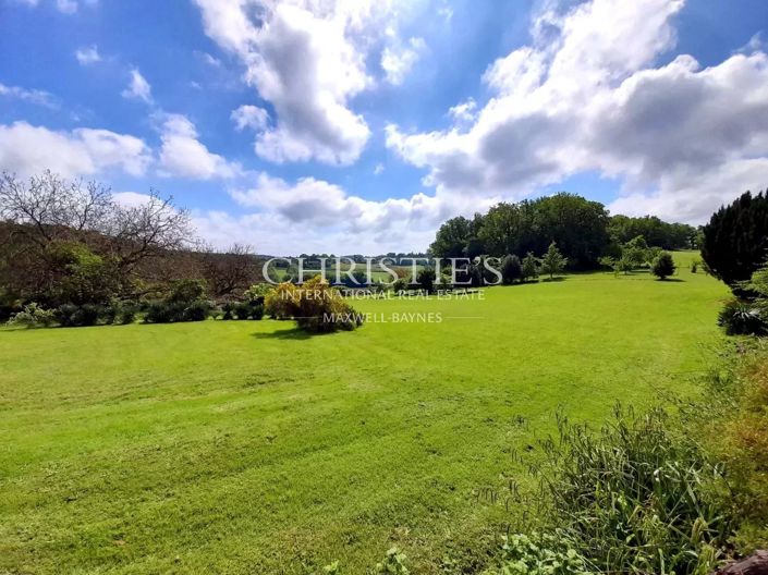 Image No.38-11 Bed House for sale