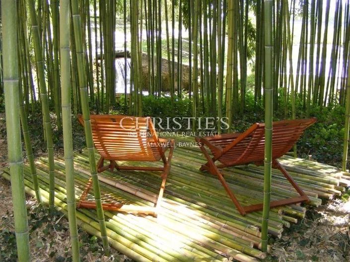 Image No.10-6 Bed House for sale