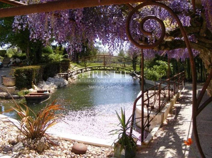 Image No.11-6 Bed House for sale