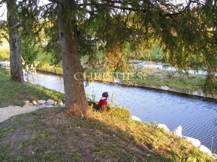 Image No.13-6 Bed House for sale