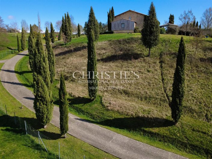 Image No.32-6 Bed House for sale