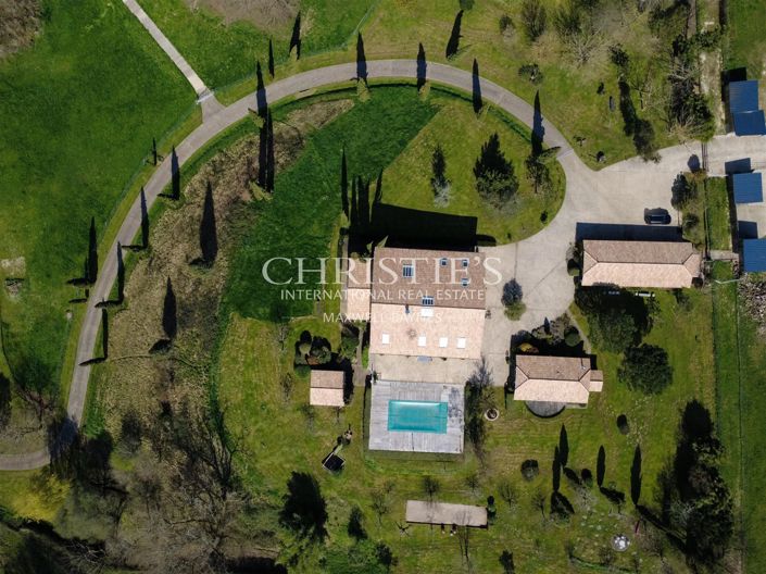 Image No.4-6 Bed House for sale