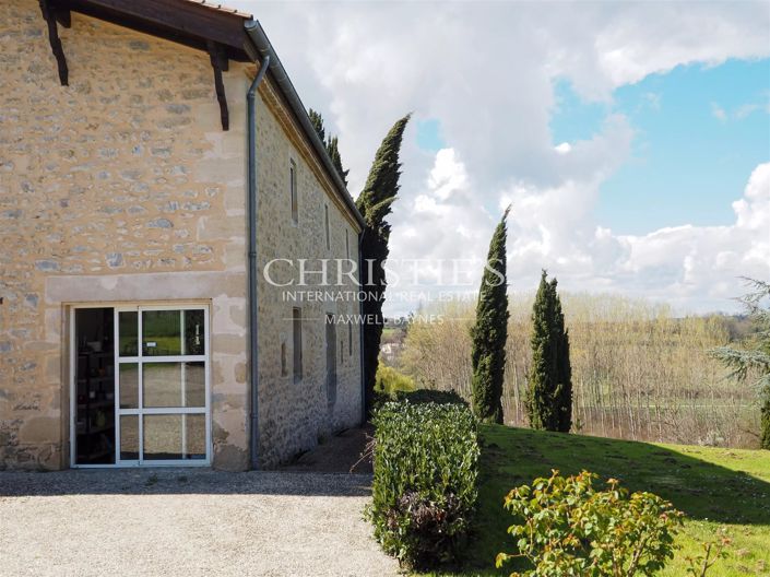 Image No.5-6 Bed House for sale