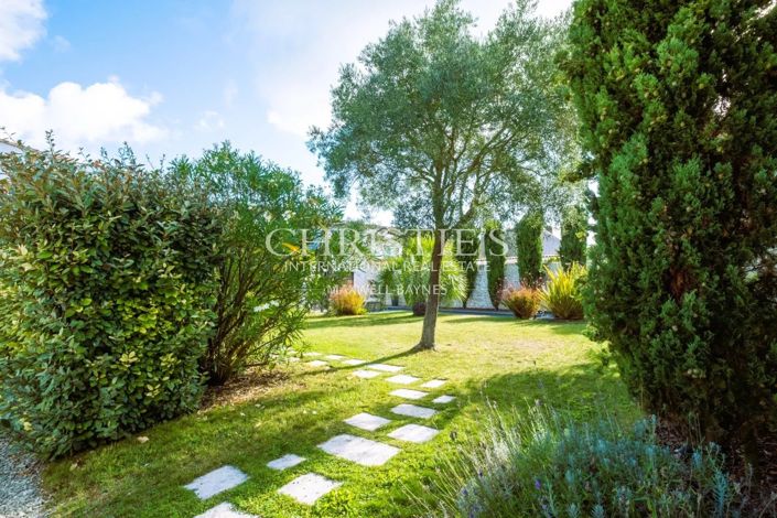 Image No.31-5 Bed House for sale