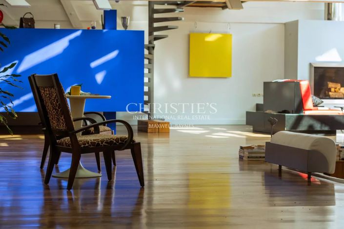 Image No.3-5 Bed House for sale