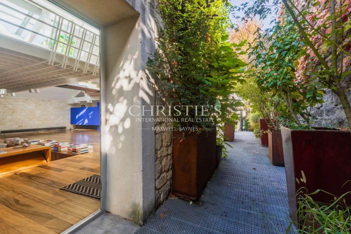 Image No.5-5 Bed House for sale