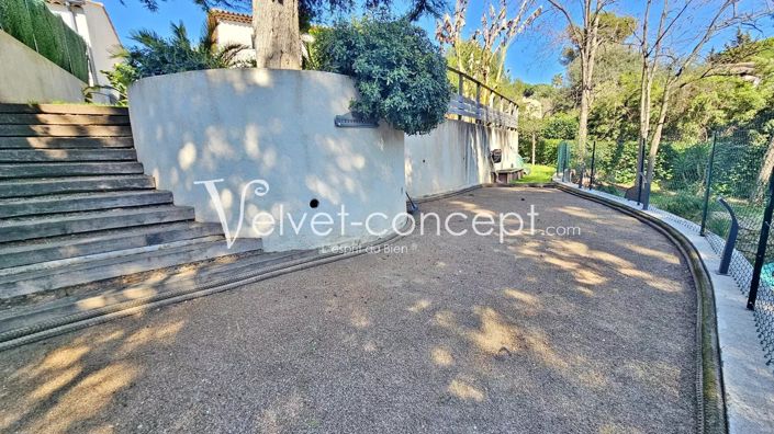 Image No.20-3 Bed House for sale