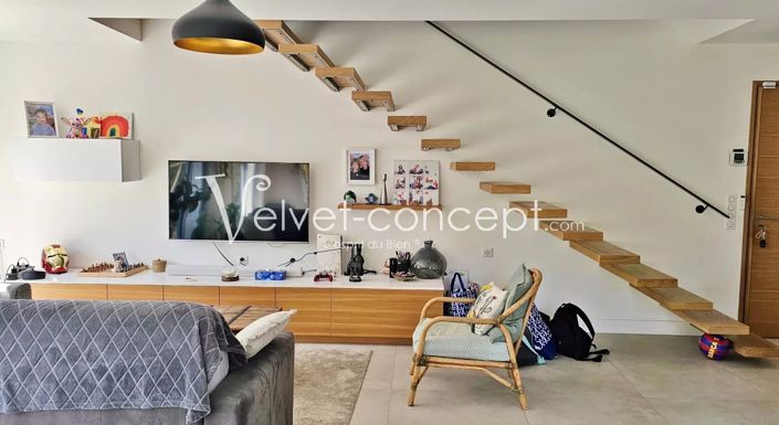 Image No.4-3 Bed House for sale