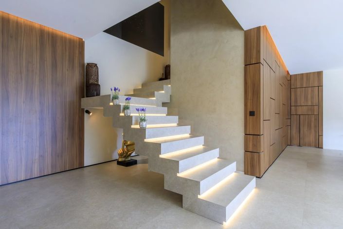 Image No.12-5 Bed House for sale