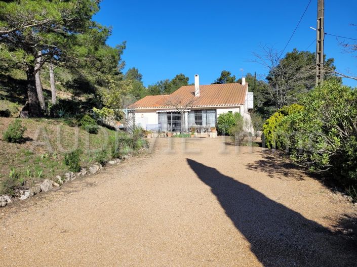 Image No.3-5 Bed House for sale