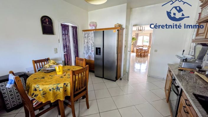 Image No.12-5 Bed House for sale