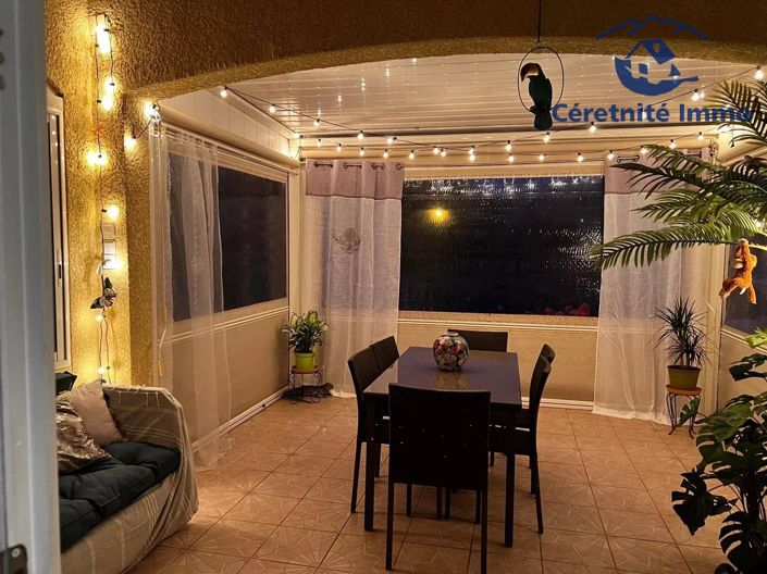 Image No.25-5 Bed House for sale