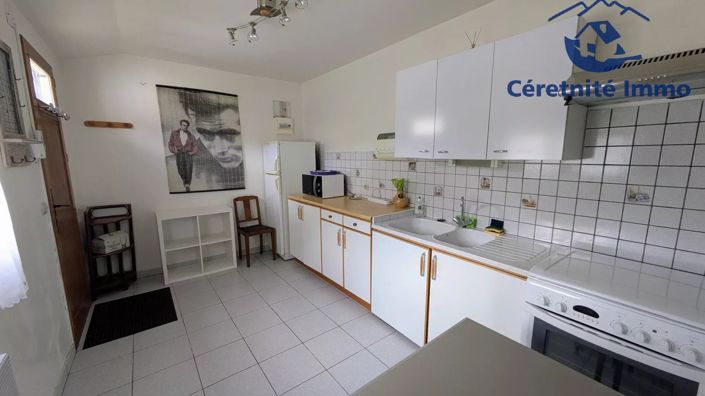 Image No.35-5 Bed House for sale