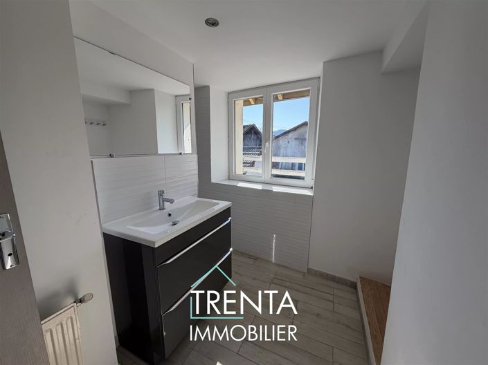 Image No.9-House for sale