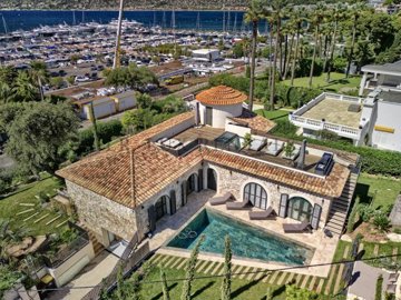 1 - Antibes, House