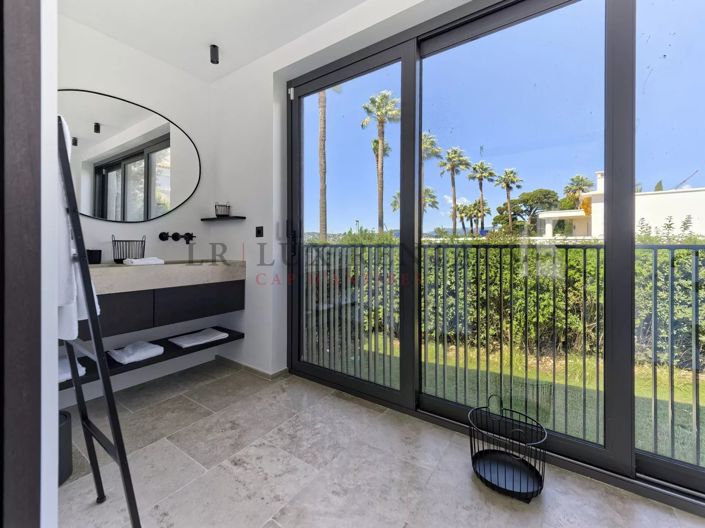 Image No.16-6 Bed House for sale