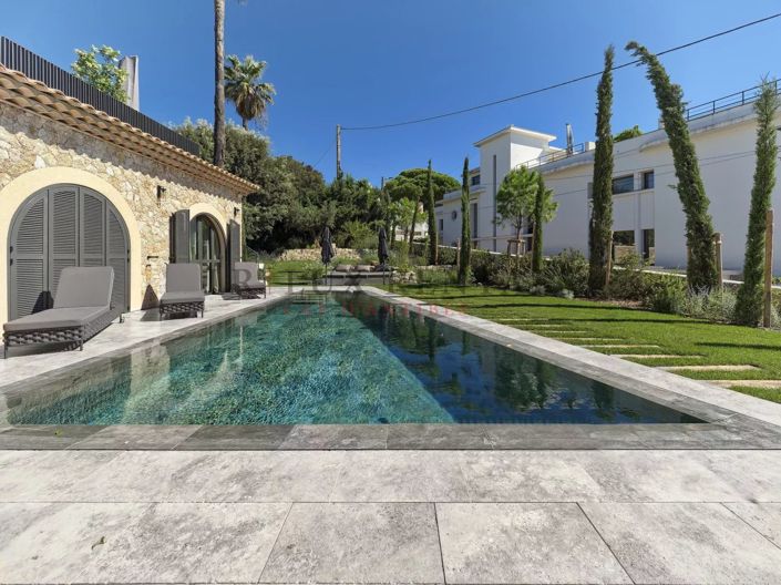 Image No.3-6 Bed House for sale