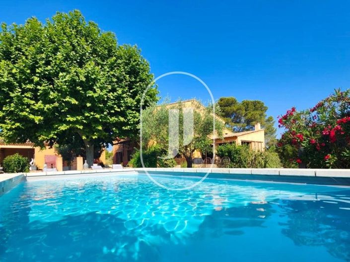 Image No.10-5 Bed House for sale