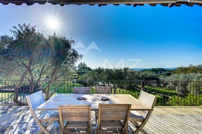 1 - Gordes, House