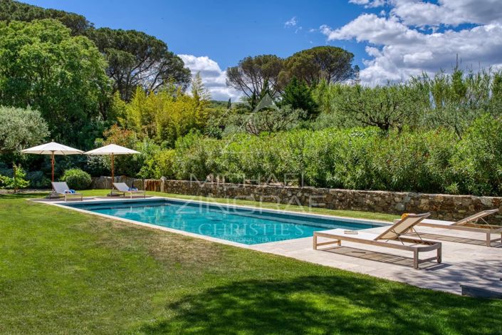 Image No.7-6 Bed House for sale