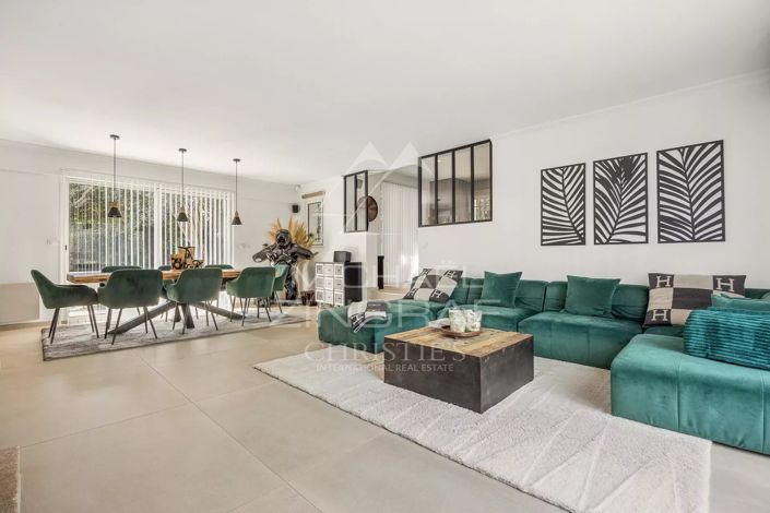 Image No.4-4 Bed House for sale