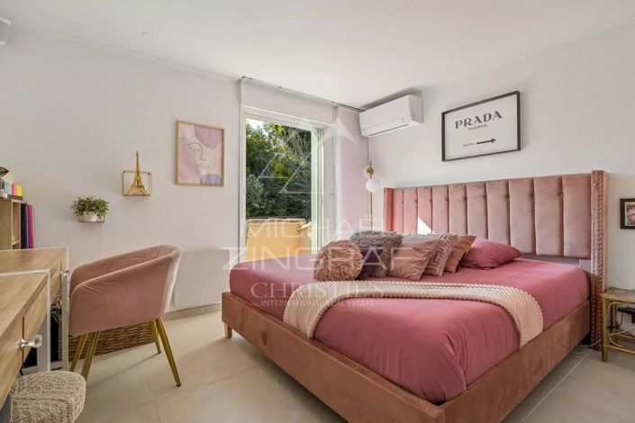 Image No.7-4 Bed House for sale