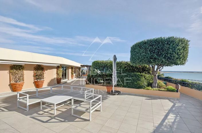 Image No.4-4 Bed Apartment for sale