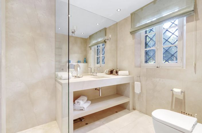 Image No.14-9 Bed House for sale