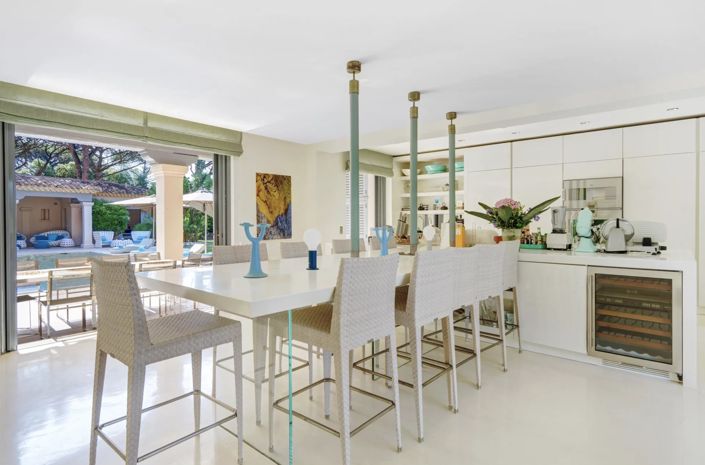 Image No.9-9 Bed House for sale