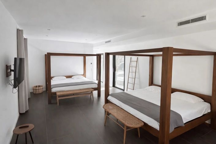 Image No.11-8 Bed House for sale