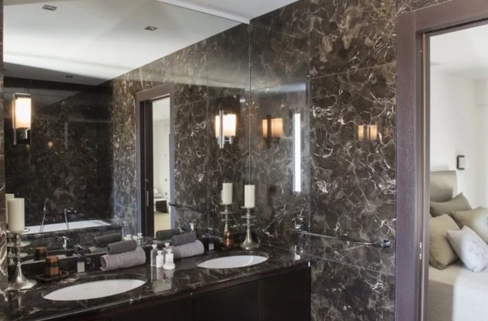 Image No.11-6 Bed House for sale