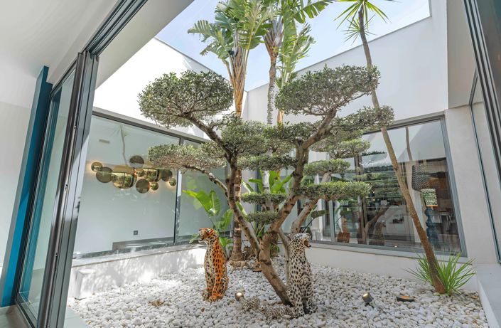 Image No.17-4 Bed House for sale