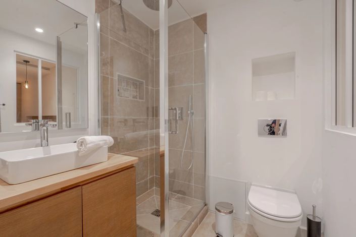 Image No.25-7 Bed House for sale