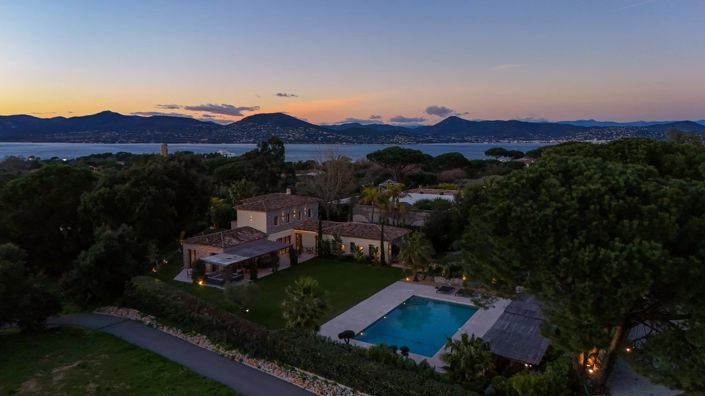 Image No.5-7 Bed House for sale