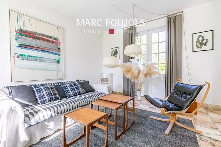 Image No.14-6 Bed House for sale