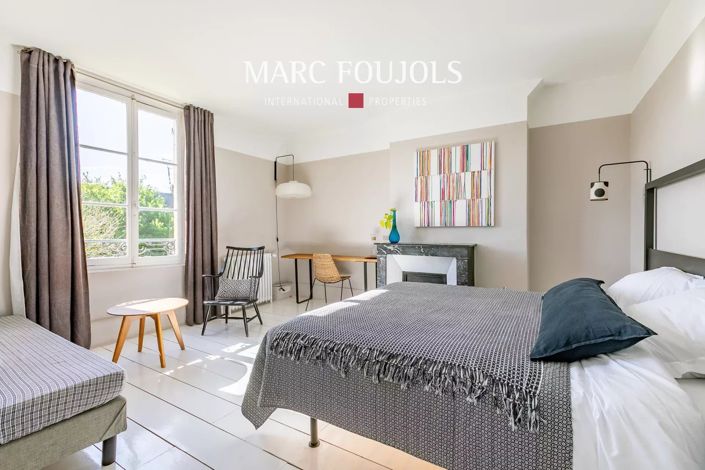 Image No.19-6 Bed House for sale