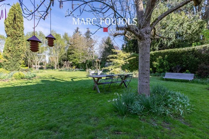 Image No.42-6 Bed House for sale