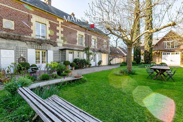 Image No.5-6 Bed House for sale