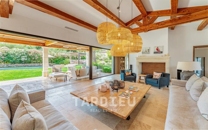 Image No.3-6 Bed House for sale
