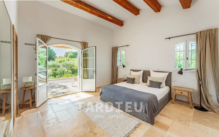 Image No.6-6 Bed House for sale