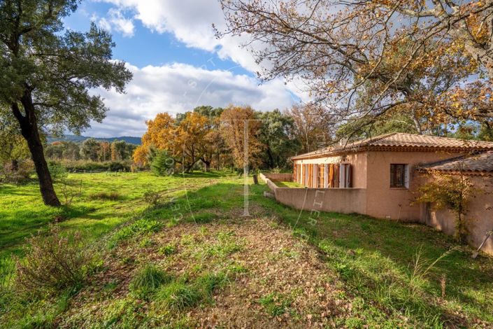 Image No.11-6 Bed House for sale