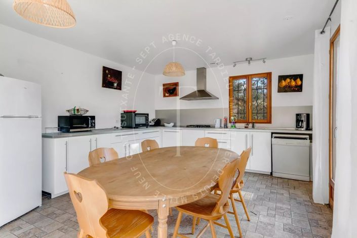 Image No.14-6 Bed House for sale