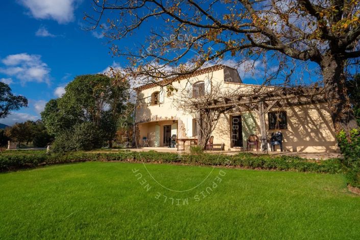 Image No.4-6 Bed House for sale