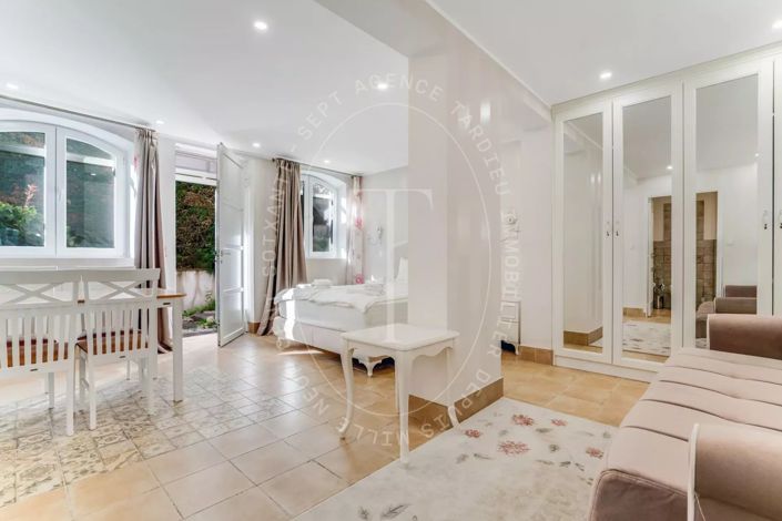 Image No.11-House for sale