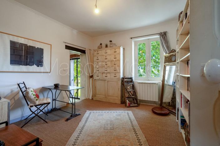 Image No.20-4 Bed House for sale