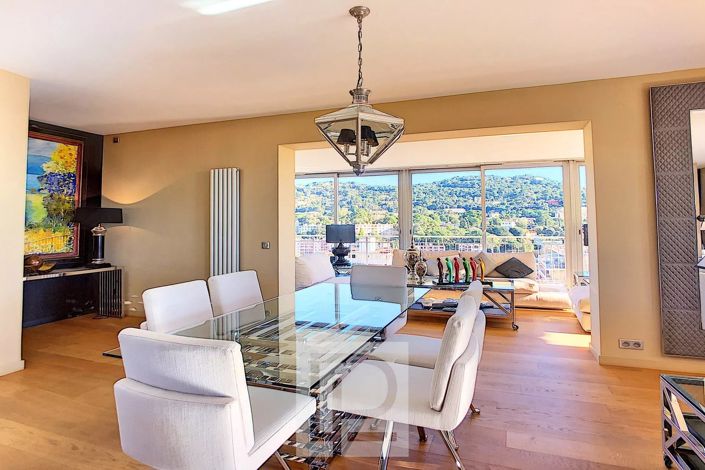 Image No.14-3 Bed Apartment for sale